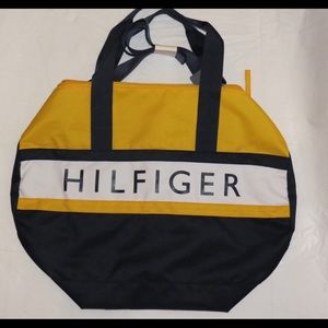 Tommy Summer color way over the shoulder bag